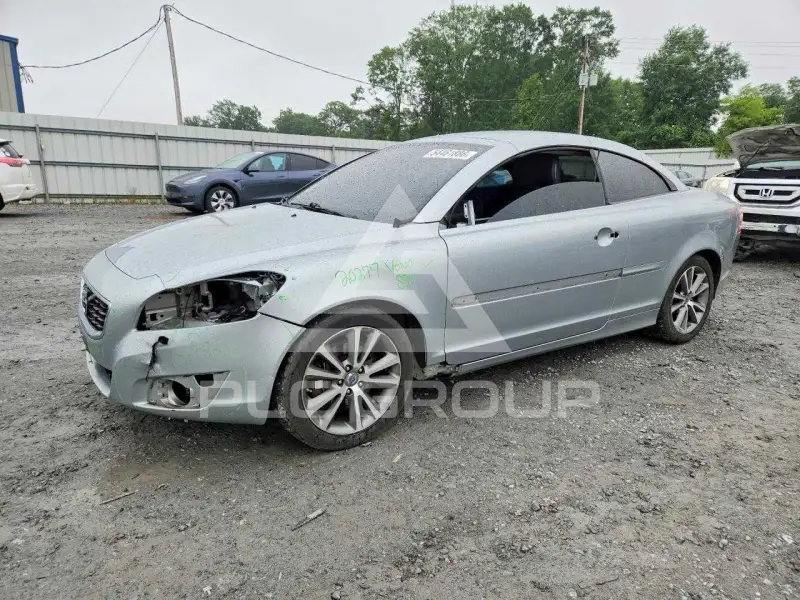 2011 Volvo C70 фото