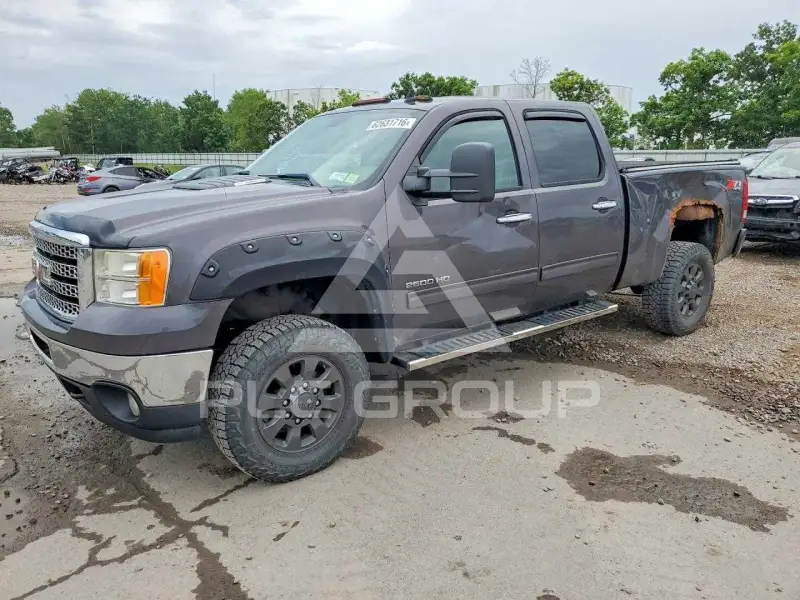 2011 GMC Sierra photo