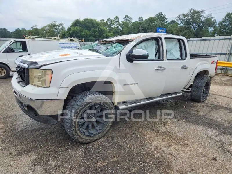 2011 GMC Sierra photo