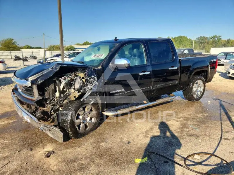 2011 GMC Sierra photo