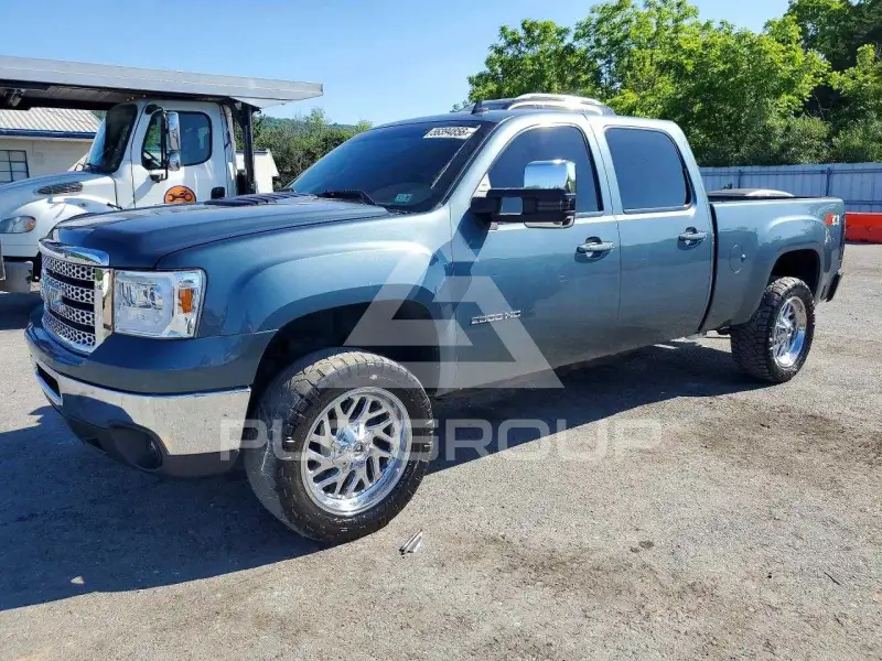 2011 GMC Sierra photo