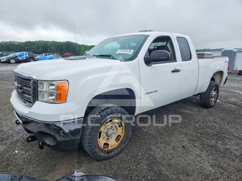 2011 GMC Sierra photo