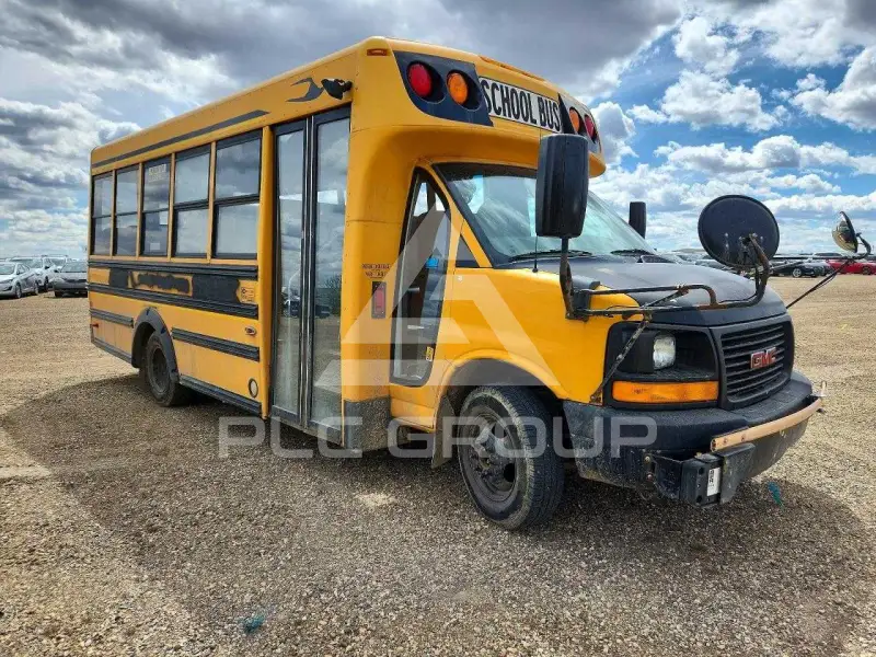 2011 GMC  photo