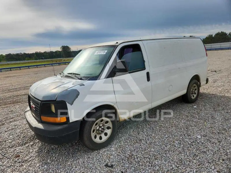 2011 GMC Savana фото