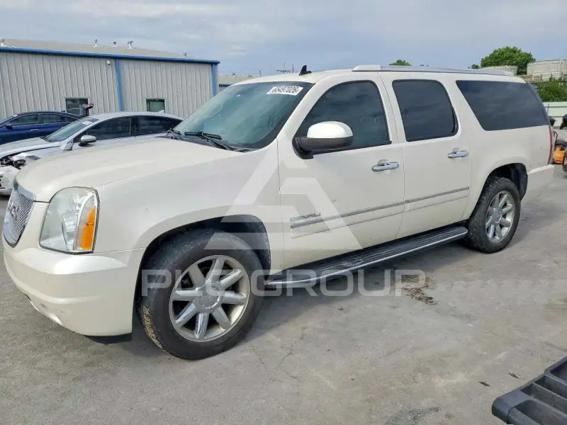 2011 GMC YUKON фото