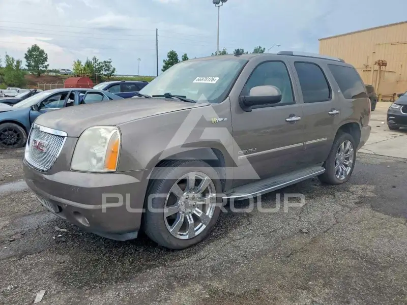 2011 GMC YUKON фото