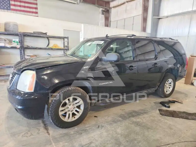 2011 GMC YUKON photo