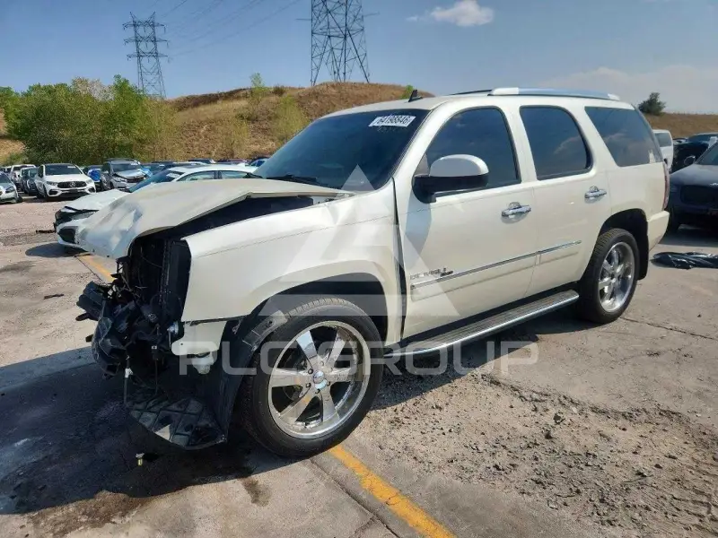2011 GMC YUKON photo
