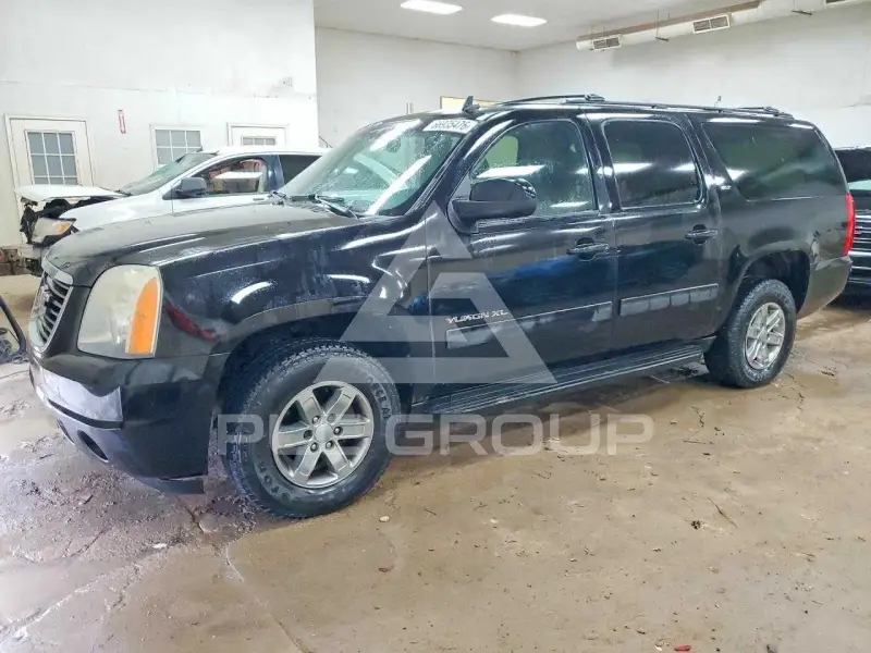 2011 GMC YUKON фото
