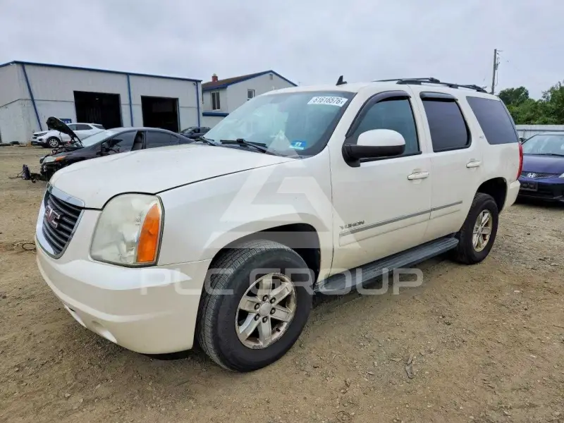 2011 GMC YUKON фото