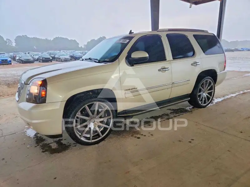 2011 GMC YUKON photo