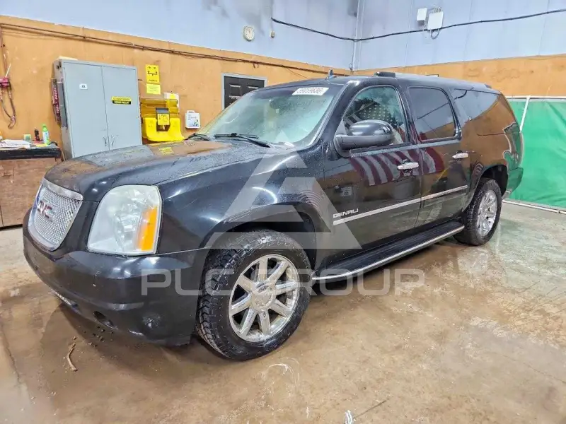 2011 GMC YUKON фото