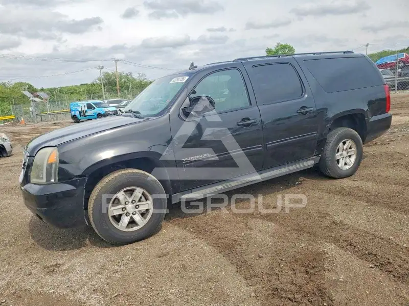 2011 GMC YUKON photo