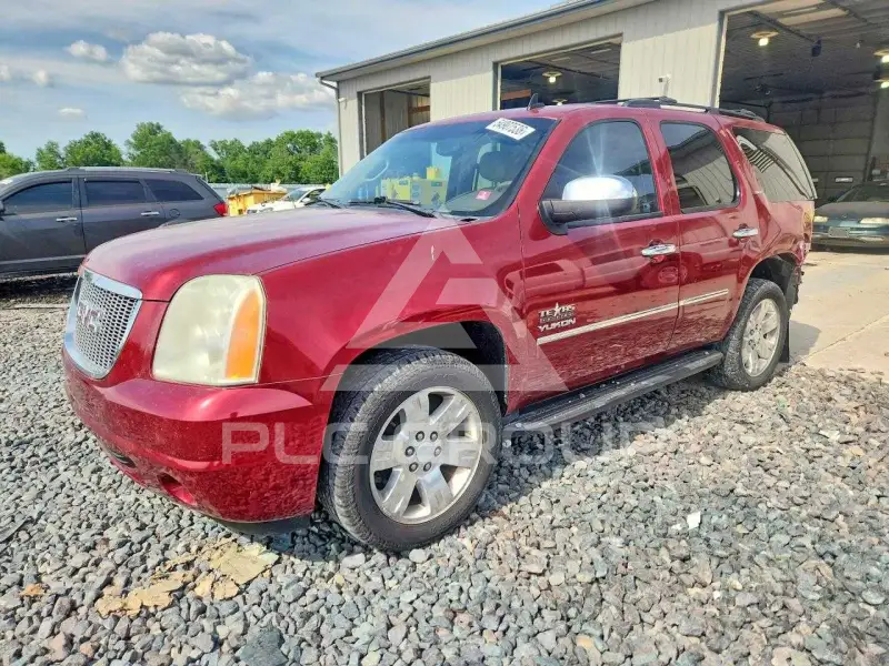 2011 GMC YUKON фото