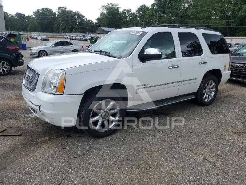 2011 GMC YUKON фото