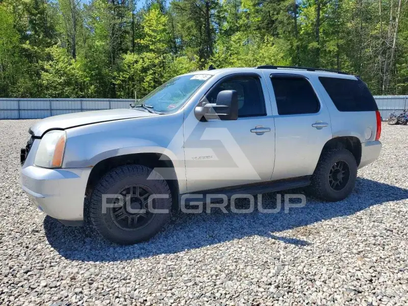 2011 GMC YUKON фото