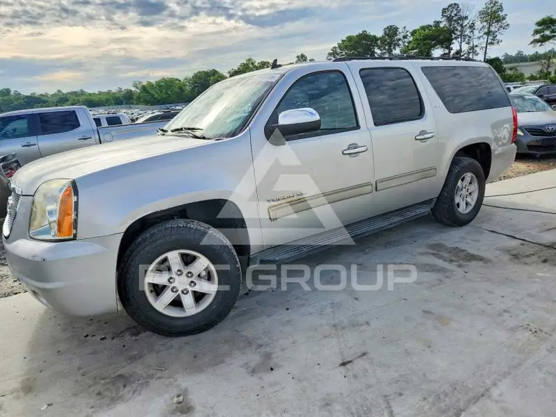 2011 GMC YUKON фото