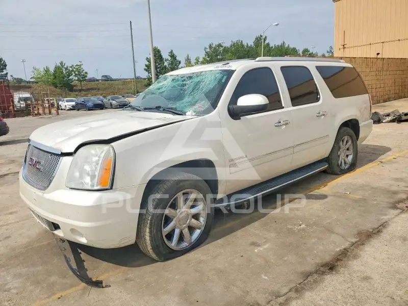2011 GMC YUKON фото