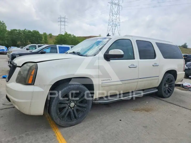 2011 GMC YUKON фото