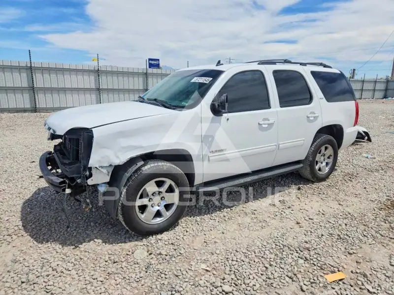 2011 GMC YUKON фото