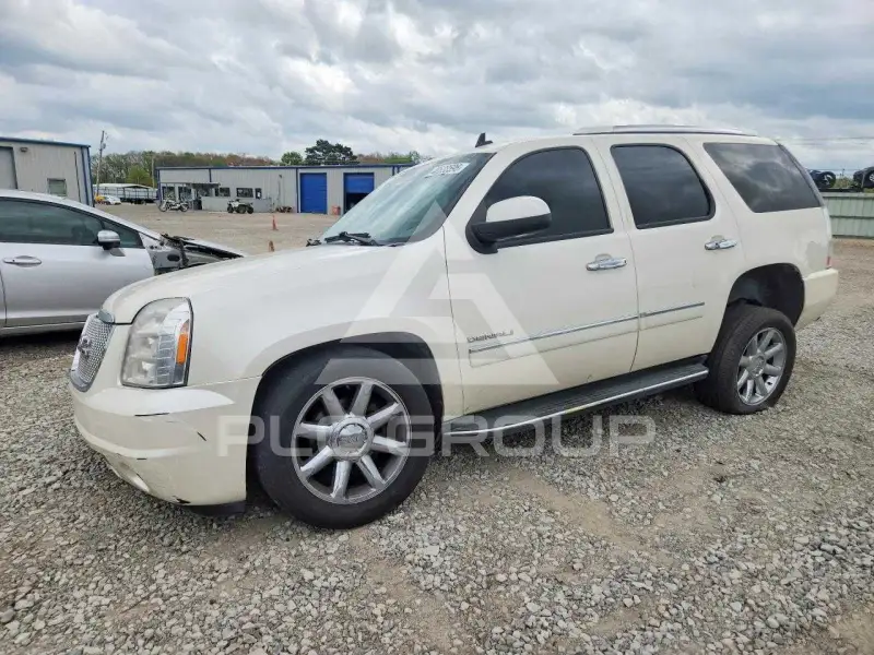 2011 GMC YUKON фото