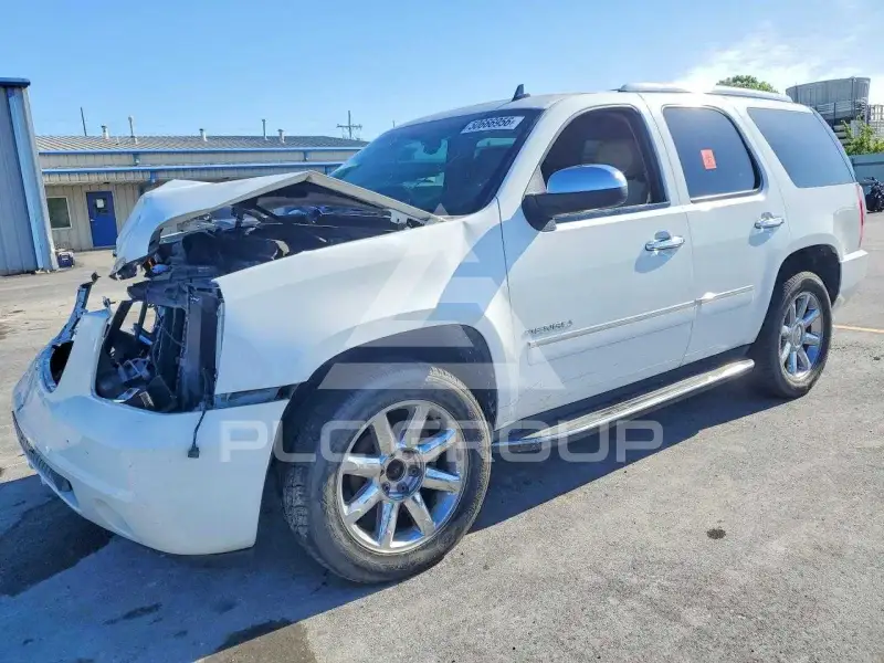 2011 GMC YUKON photo