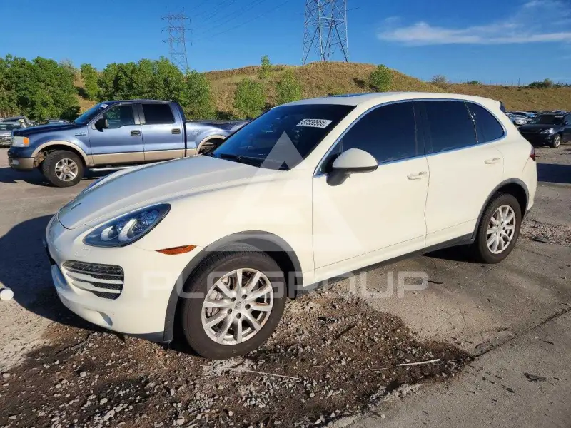 2011 Porsche Cayenne photo