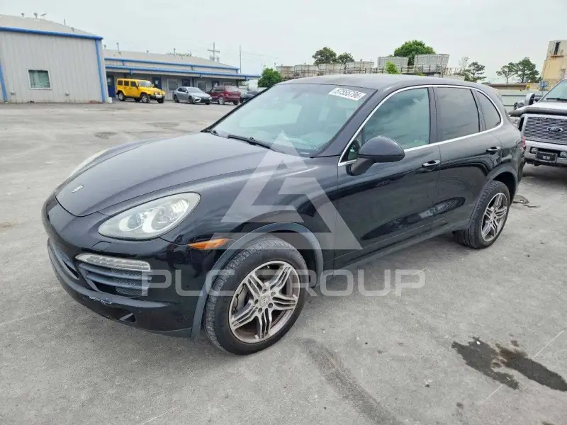 2011 Porsche Cayenne photo