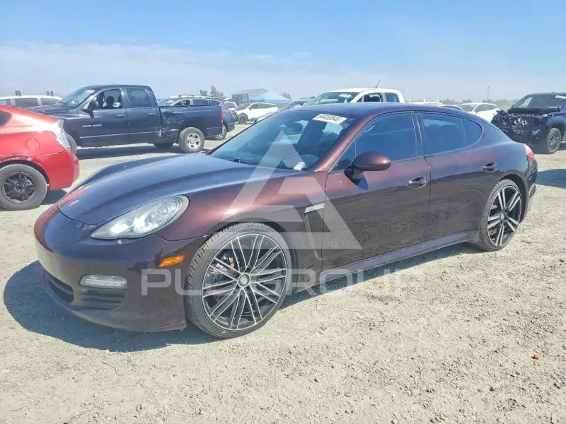 2011 Porsche Panamera photo
