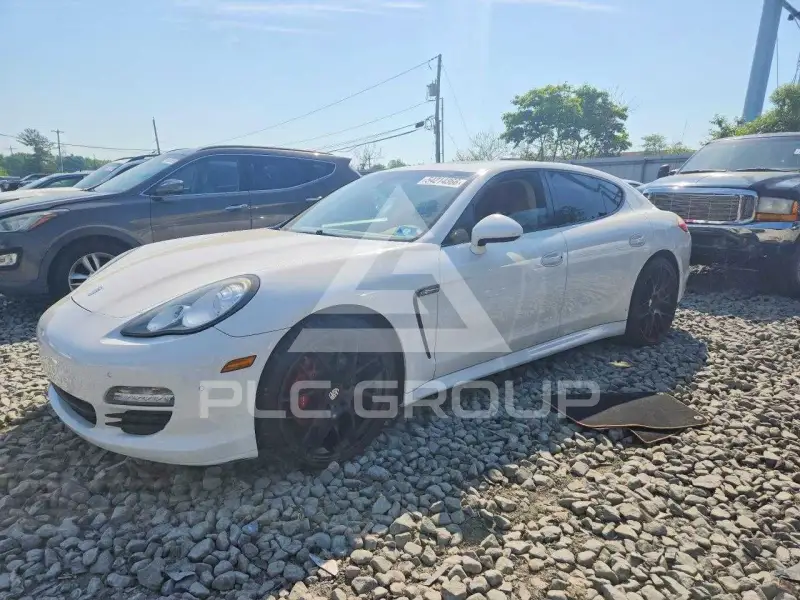 2011 Porsche Panamera photo