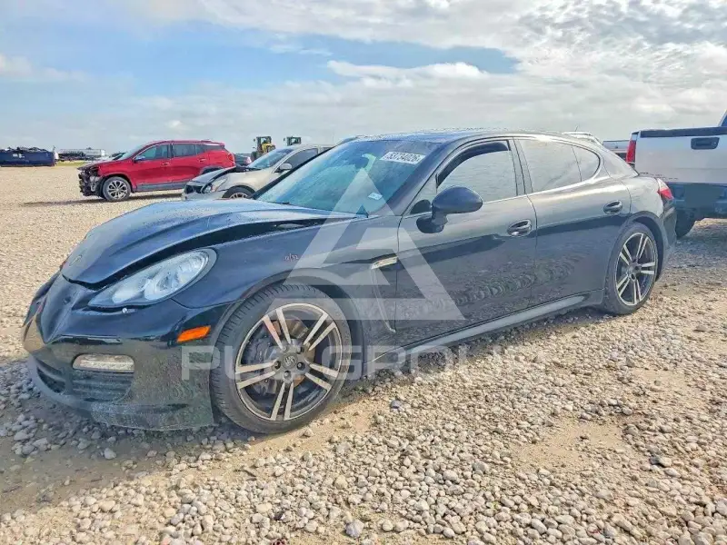 2011 Porsche Panamera photo
