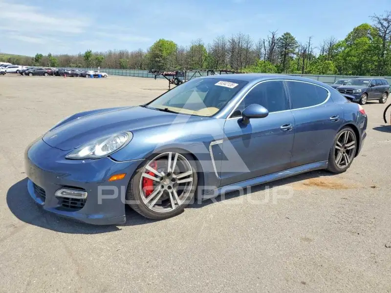 2011 Porsche Panamera photo