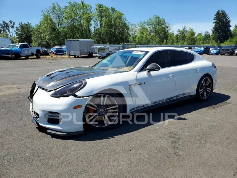 2011 Porsche Panamera photo