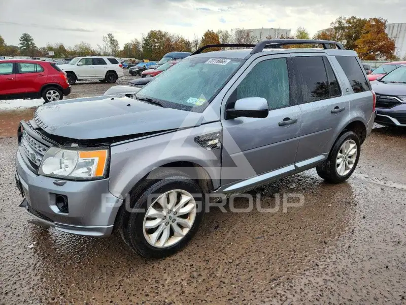 2011 Land Rover LR2 photo