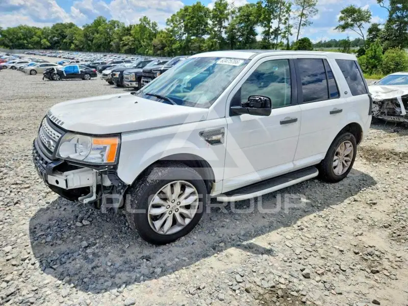 2011 Land Rover LR2 photo
