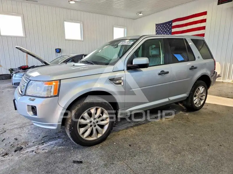 2011 Land Rover LR2 photo