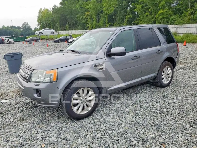 2011 Land Rover LR2 photo