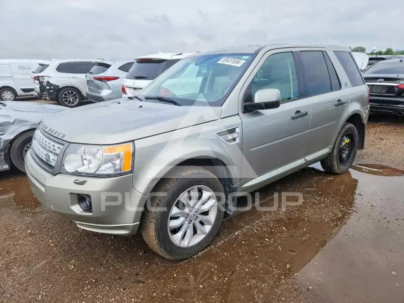 2011 Land Rover LR2 photo