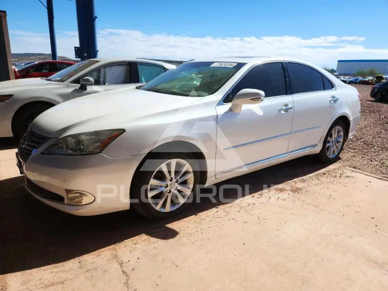 2011 Lexus ES350 photo