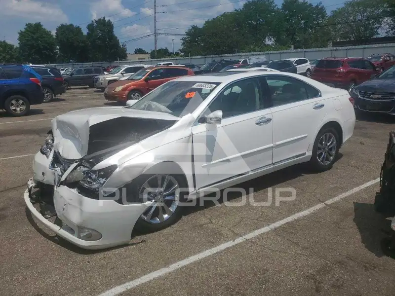 2011 Lexus ES350 фото