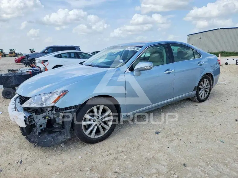 2011 Lexus ES350 photo
