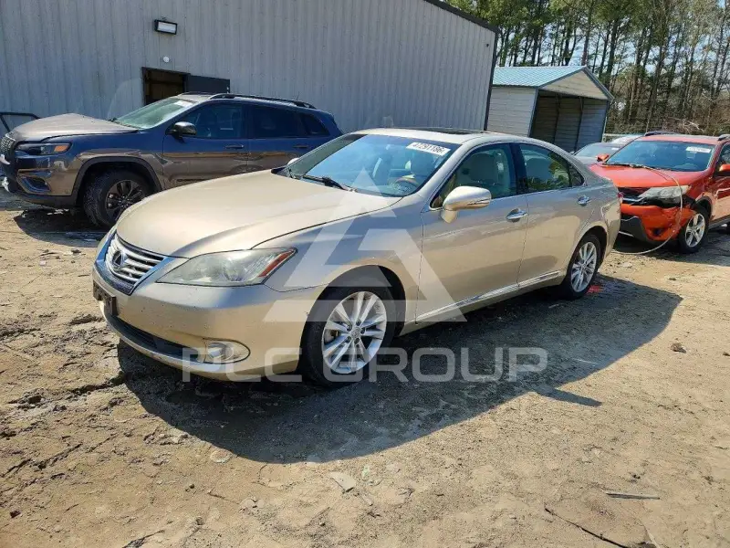 2011 Lexus ES350 photo