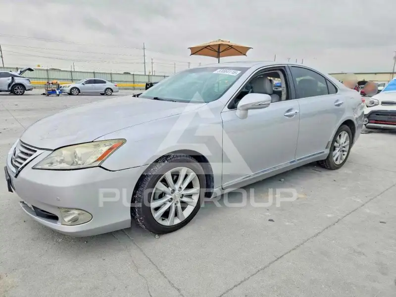2011 Lexus ES350 photo