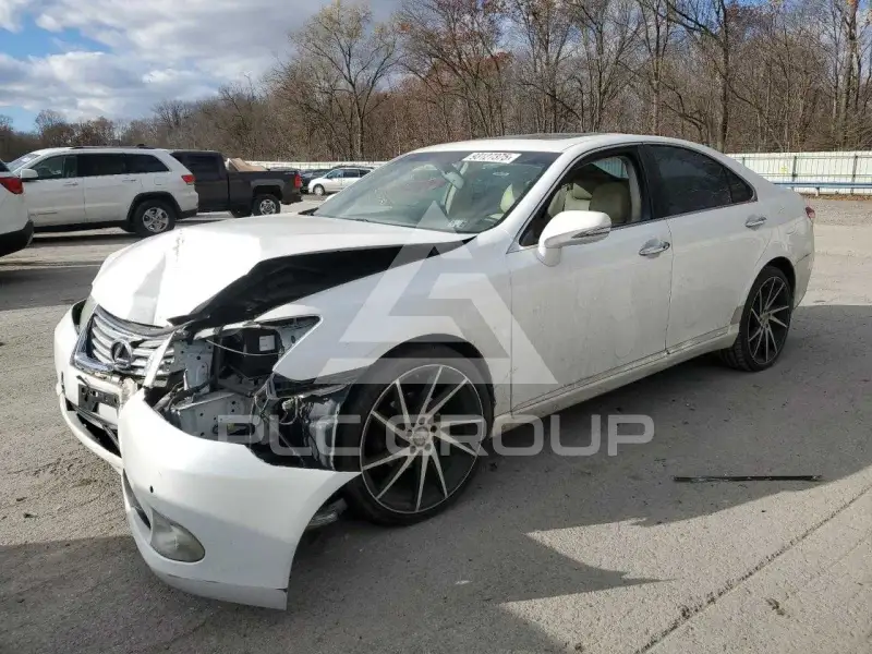 2011 Lexus ES350 фото