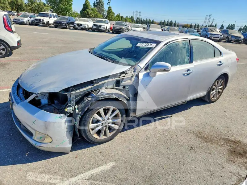2011 Lexus ES photo