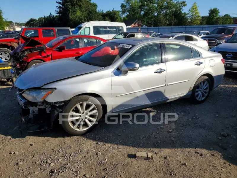 2011 Lexus ES350 photo