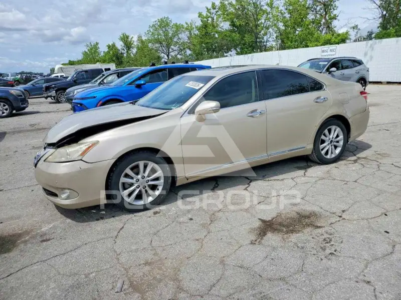 2011 Lexus ES350 photo