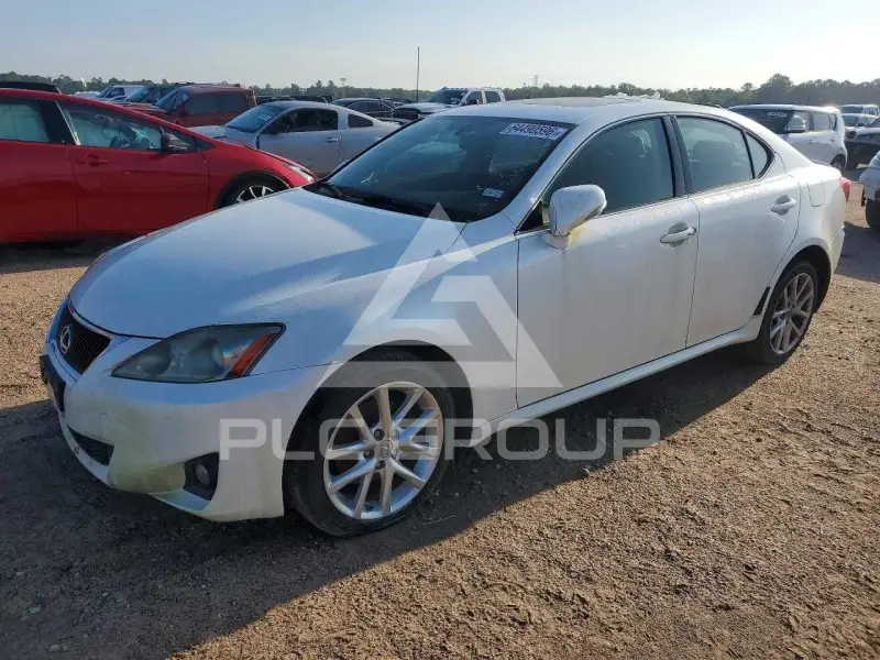 2011 Lexus IS photo