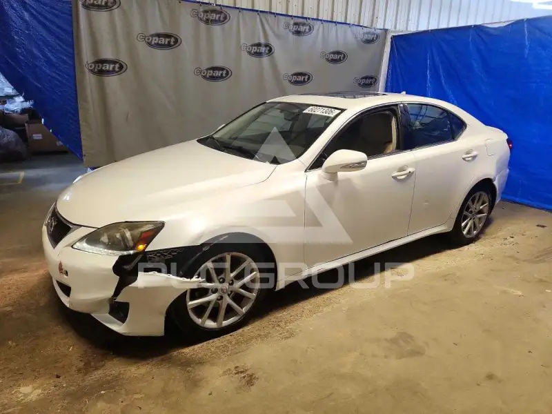 2011 Lexus IS фото