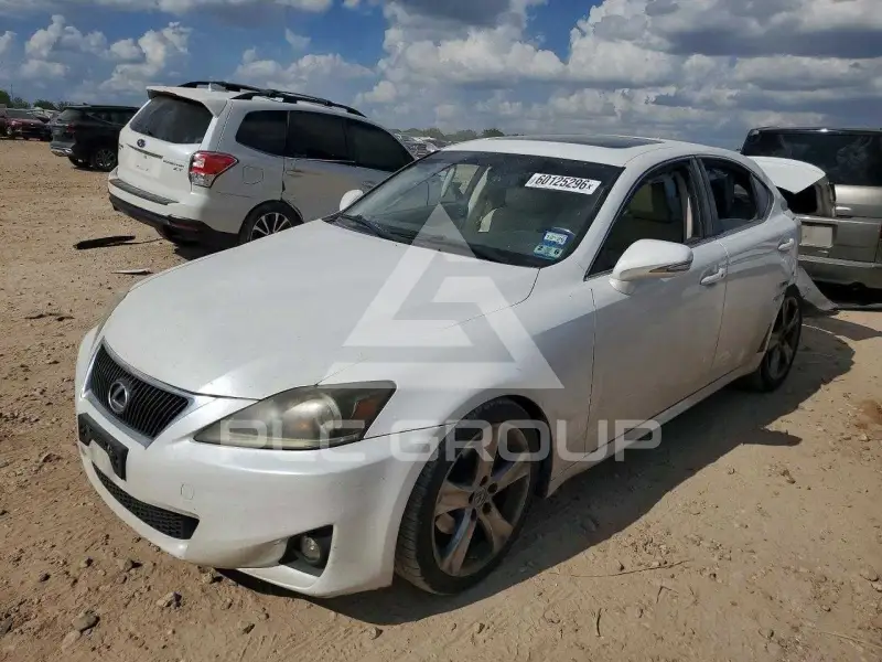 2011 Lexus IS фото
